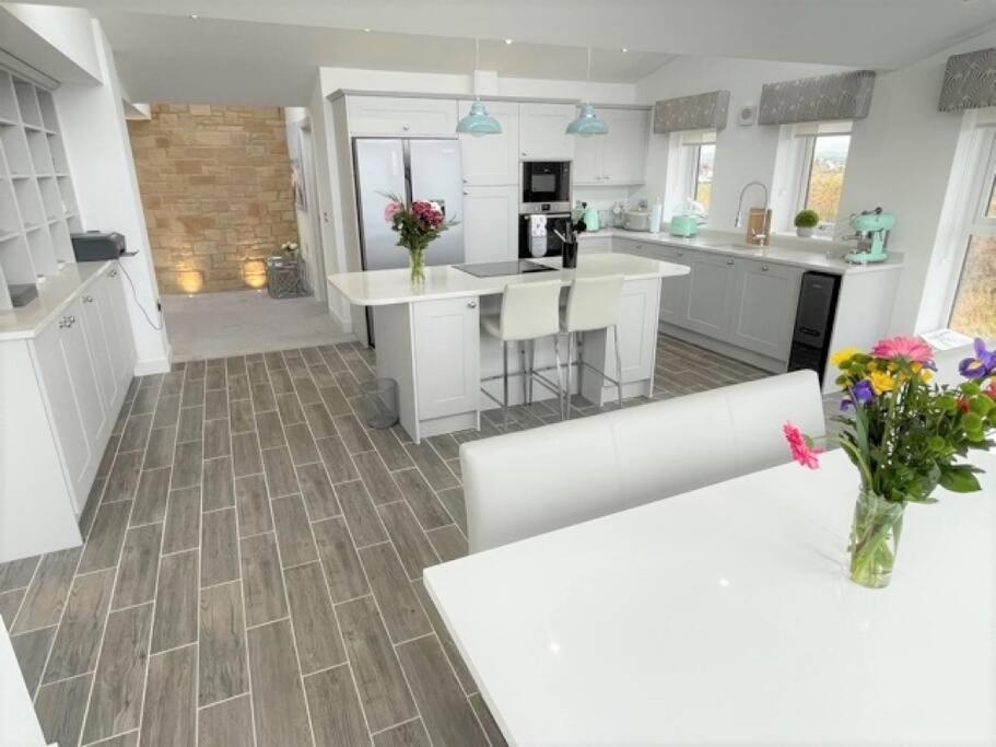 Signal House - A Stunning Beach House - 2020 Build แอมเบิล ภายนอก รูปภาพ