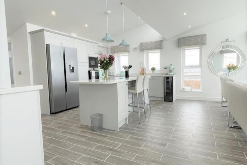 Signal House - A Stunning Beach House - 2020 Build แอมเบิล ภายนอก รูปภาพ
