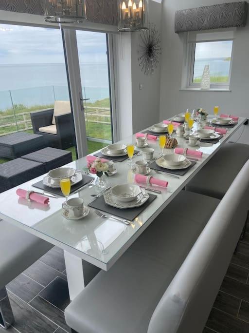 Signal House - A Stunning Beach House - 2020 Build แอมเบิล ภายนอก รูปภาพ